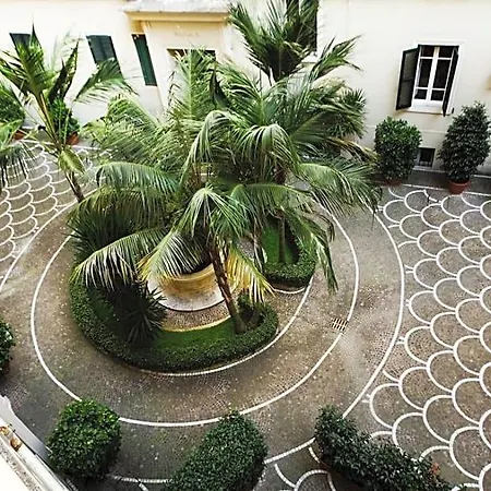 Hotel Cola Vatican